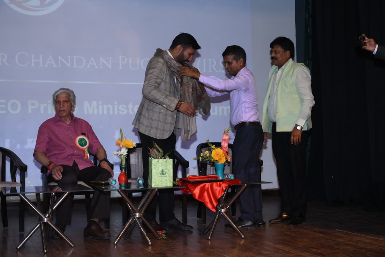 WhatsApp Image 2025-11-02 at 13.44.02_66663163